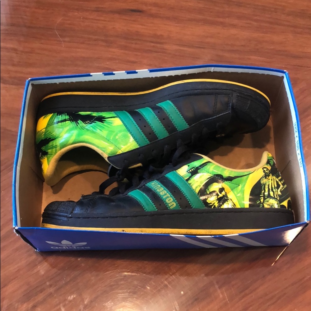 Adidas Half shell lo cities edition: Kingston